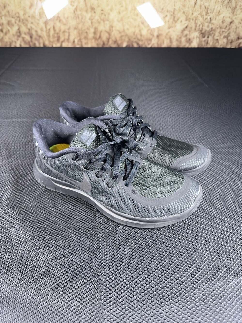 Nike Free 5.0 Running Shoes Black Size 8